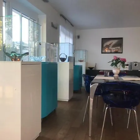 Modernes 4-zimmer Haus, Nahe Messe Duesseldorf Apartment