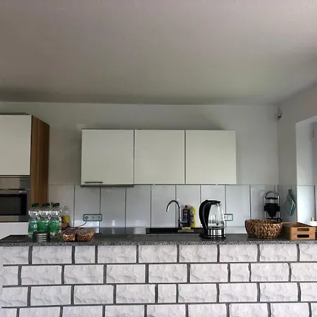 Modernes 4-zimmer Haus, Nahe Messe Duesseldorf Willich