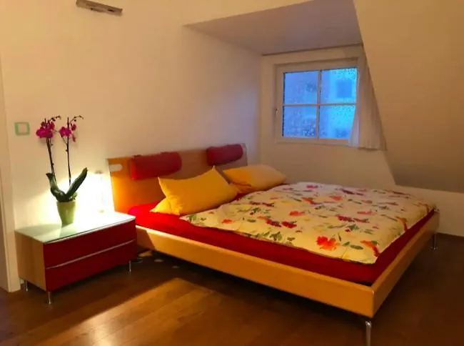 Apartament Modernes 4-zimmer Haus, Nahe Messe Duesseldorf